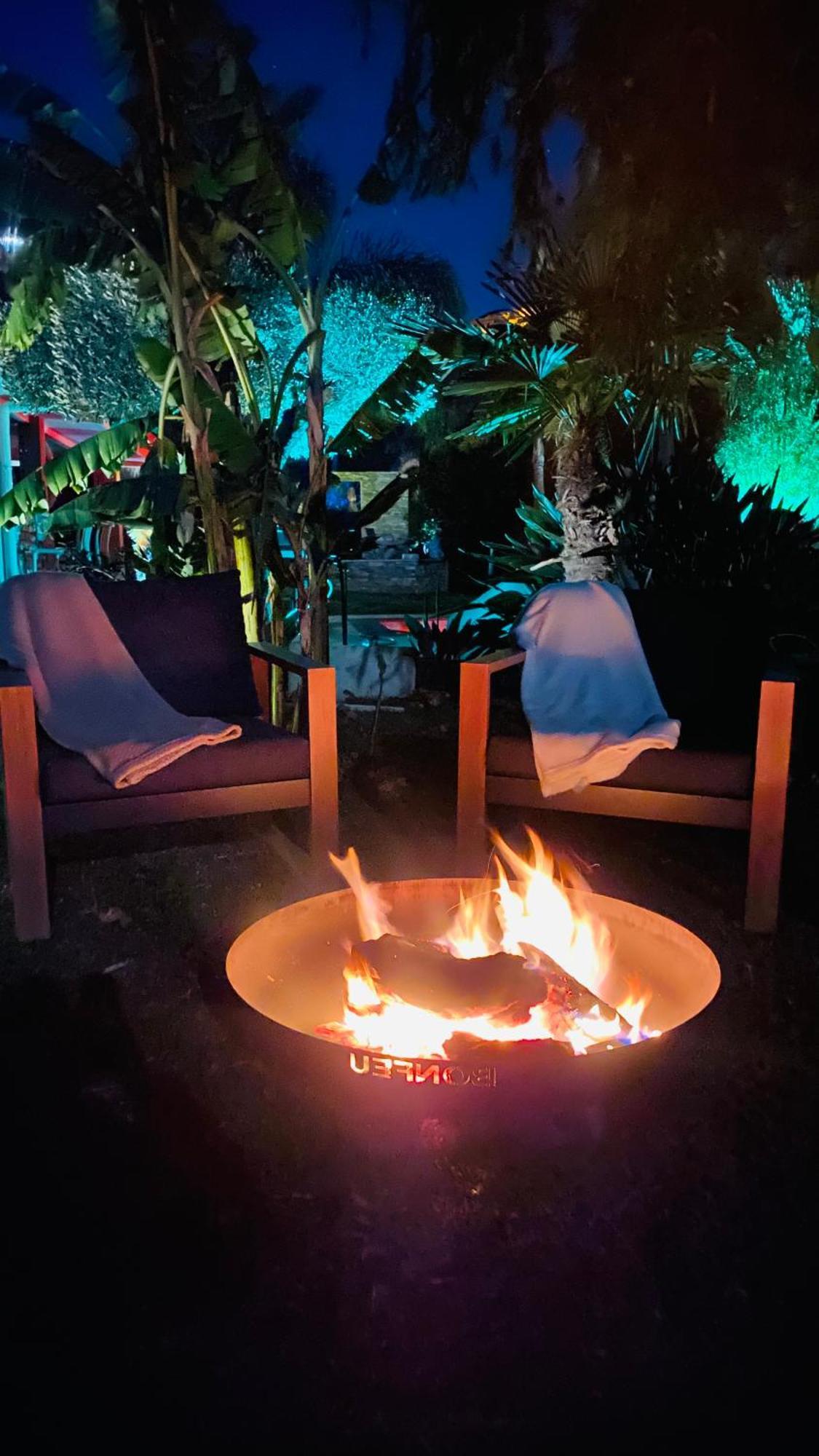 Le Cocoon Lodge Du Gapeau & Massage Solliès-Pont المظهر الخارجي الصورة